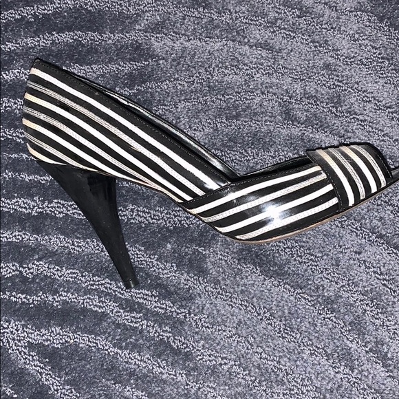 White House Black Market Heels - Picture 2 of 4